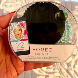 FOREO Luna Fofo Facial Device